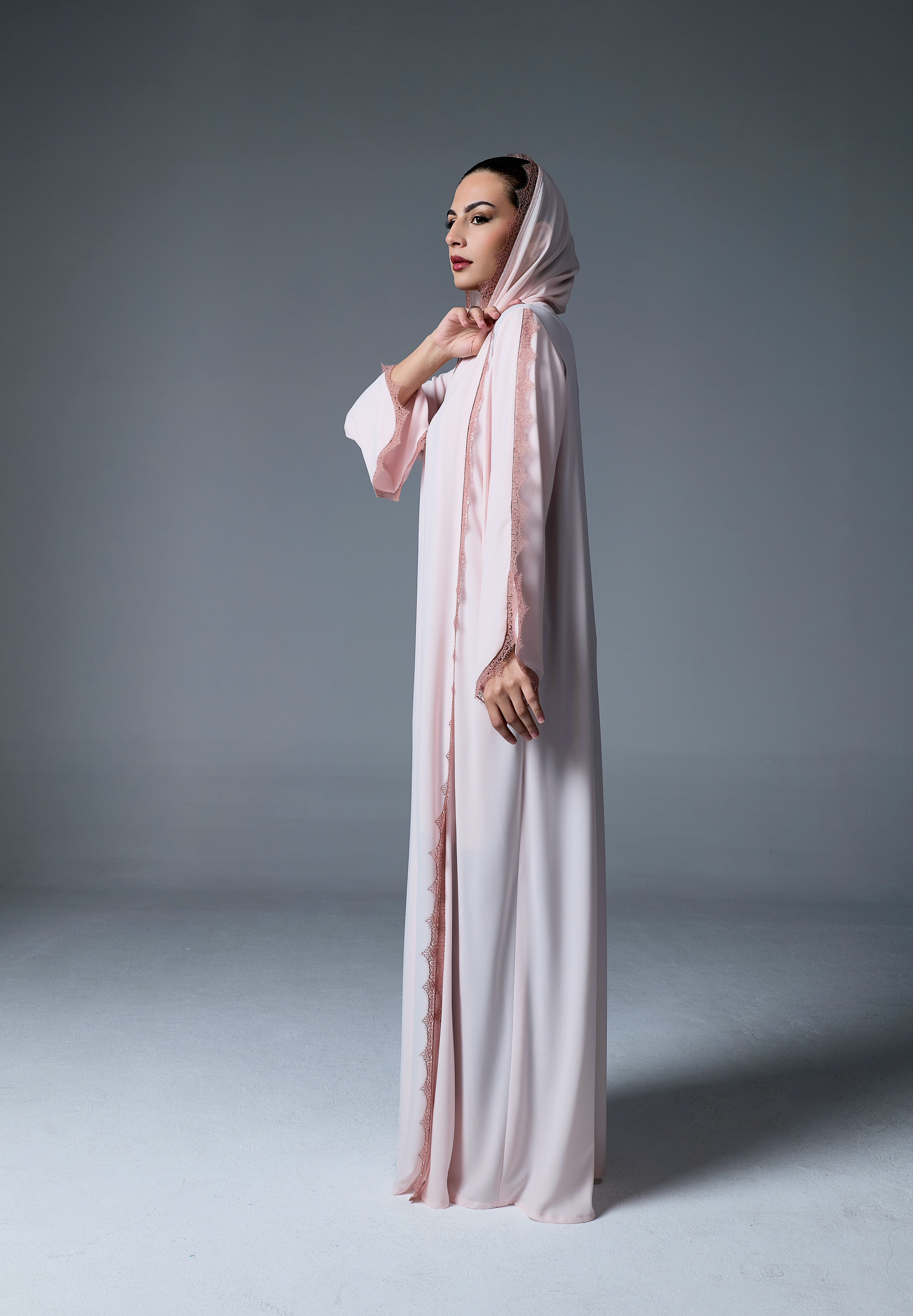 ÉLISE SIGNATURE ABAYA | BABY PINK