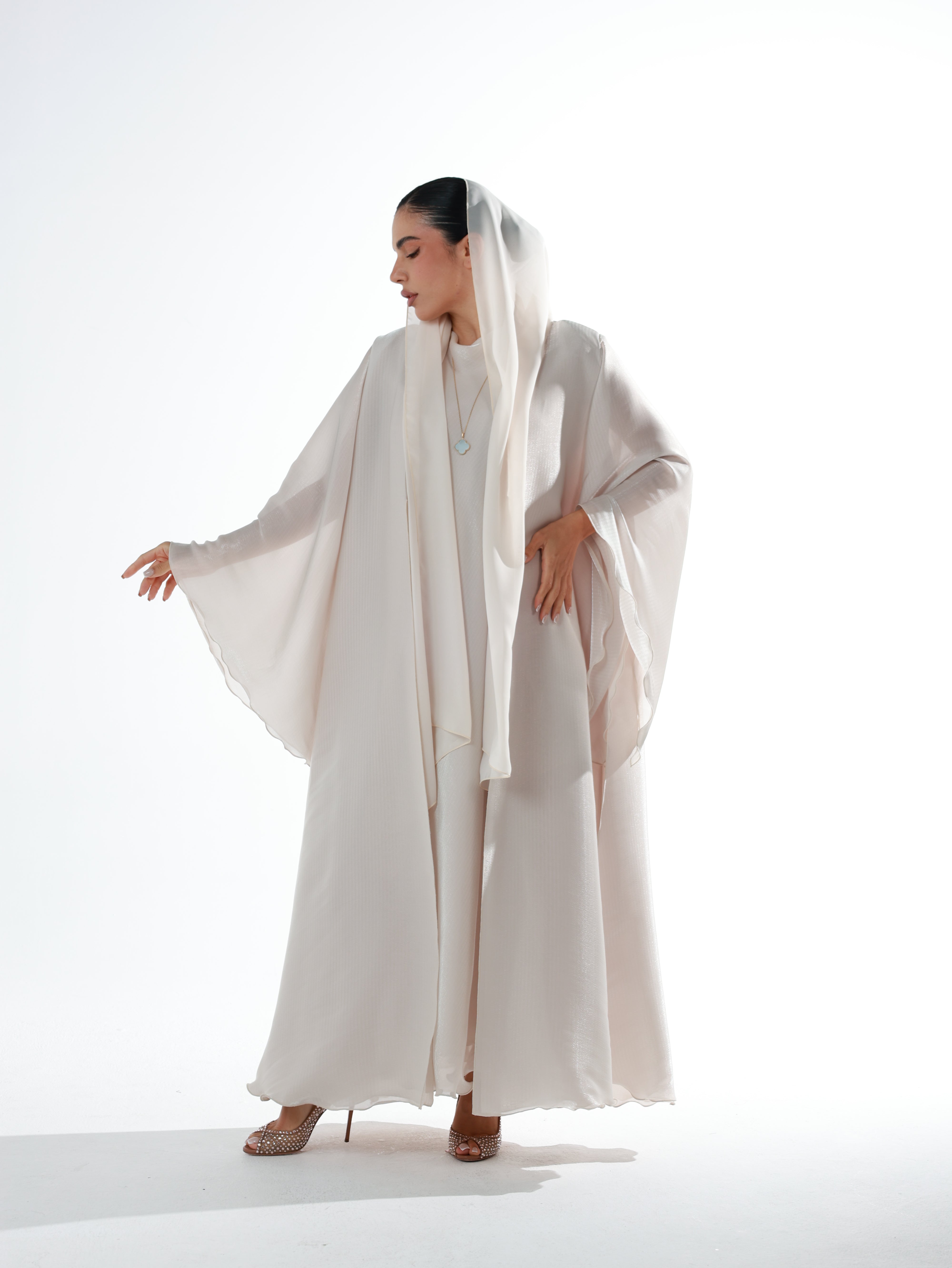 THE ARTISAN OREGANZA ABAYA | GOLDEN